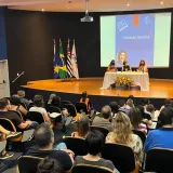 Conexão Literária: Bate-papo com a autora Keka Reis
