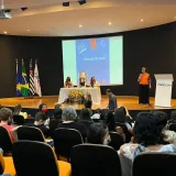 Conexão Literária: Bate-papo com a autora Keka Reis