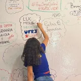 Os alunos do Extensivo e Ensino Médio participaram do processo de renovação da parede dos APROVADOS para 2023.