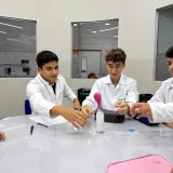 Laboratório - Biologia, Física e Química
