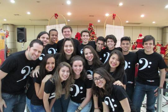 Apresentação Coral - Shopping Jaraguá