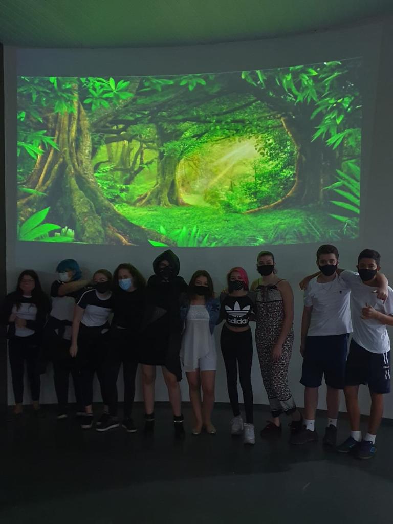 COMUNICAÇÃO E MOVIMENTO