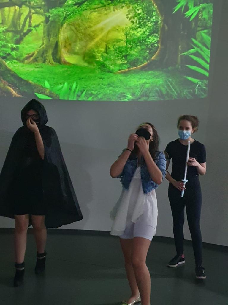 COMUNICAÇÃO E MOVIMENTO