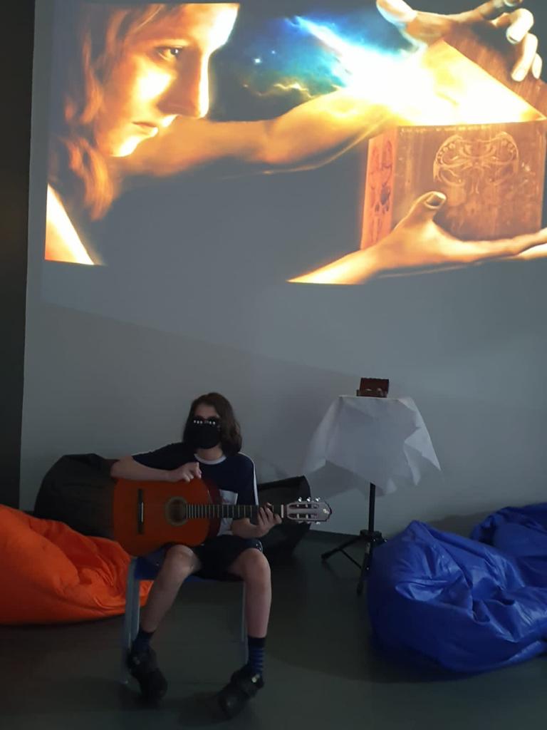 COMUNICAÇÃO E MOVIMENTO