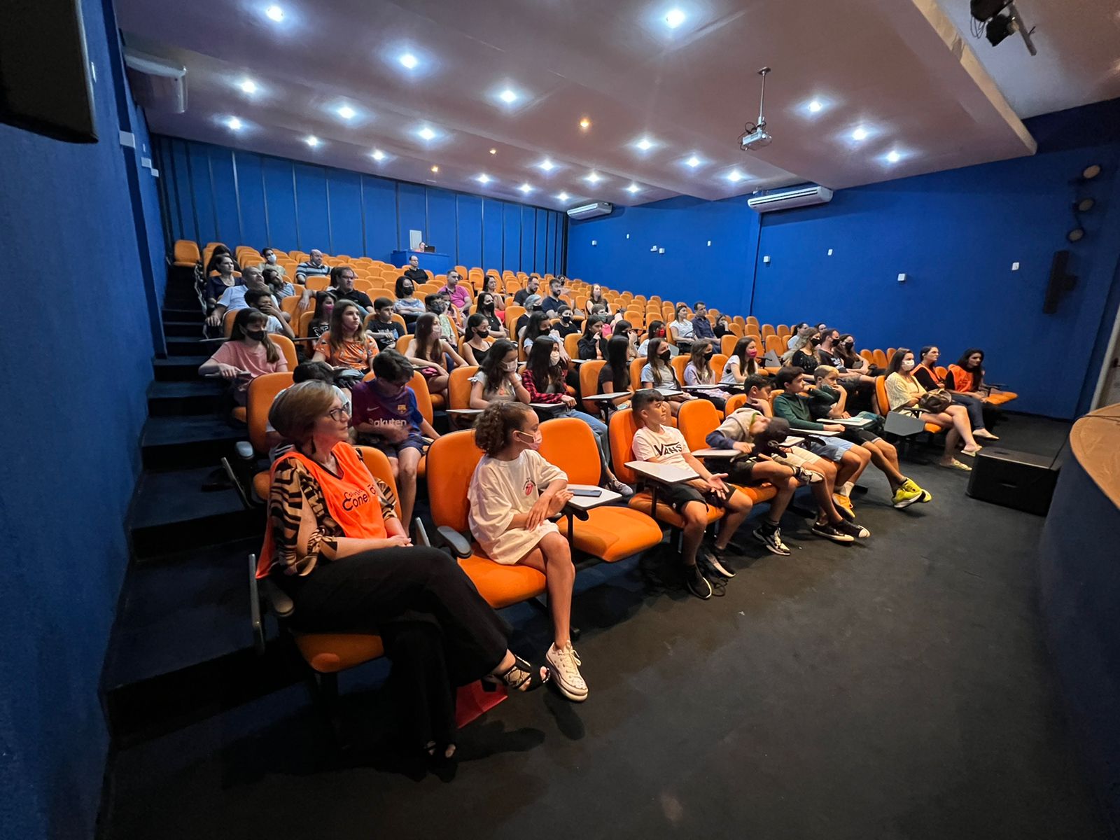 Conexão Literária: Bate-papo com a autora Keka Reis