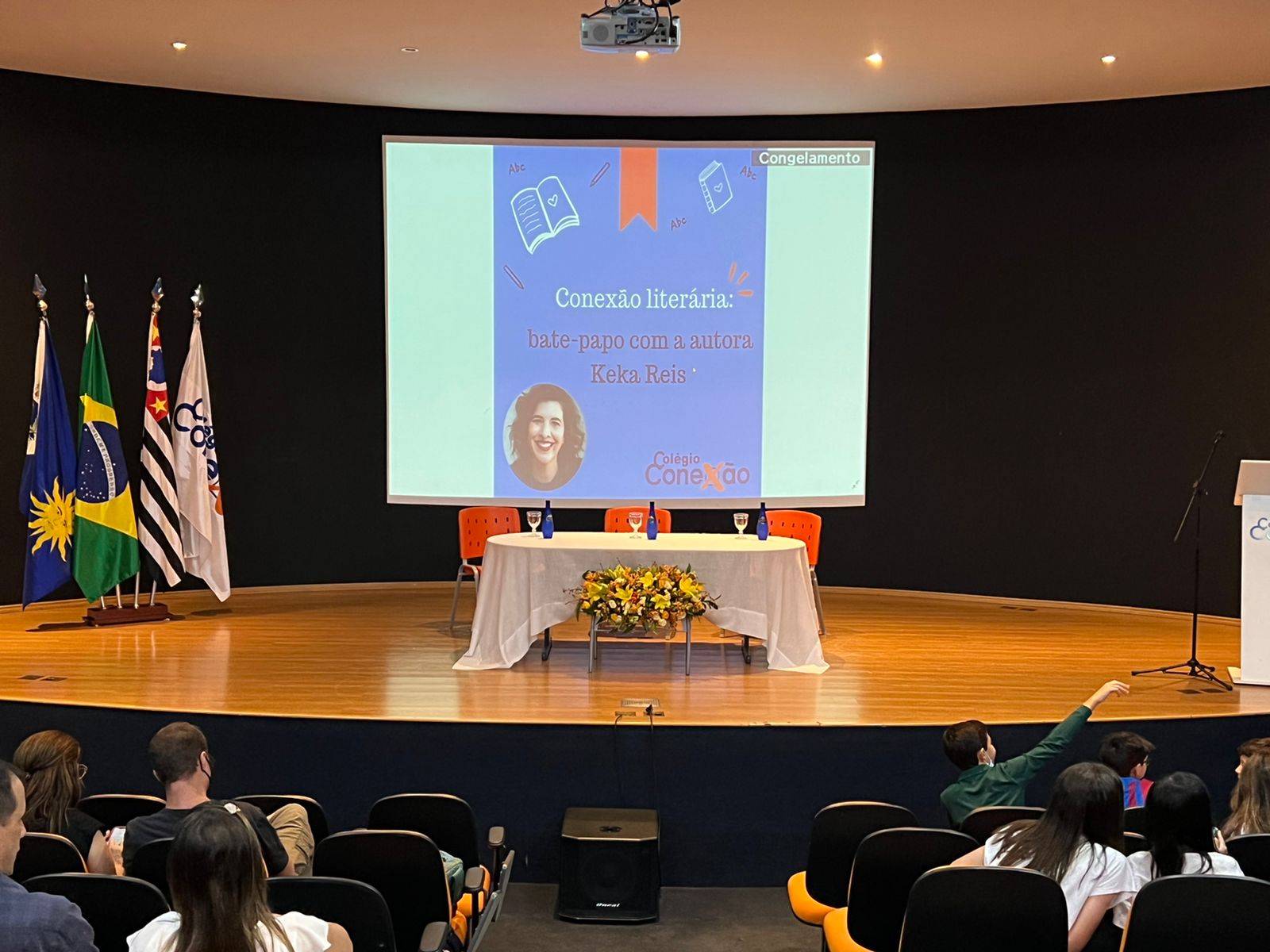 Conexão Literária: Bate-papo com a autora Keka Reis
