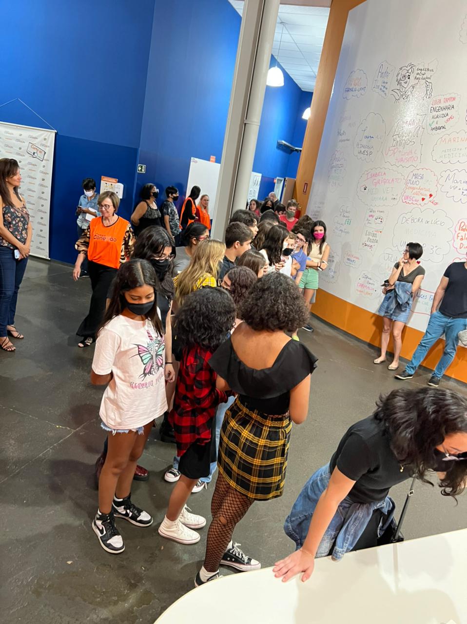 Conexão Literária: Bate-papo com a autora Keka Reis