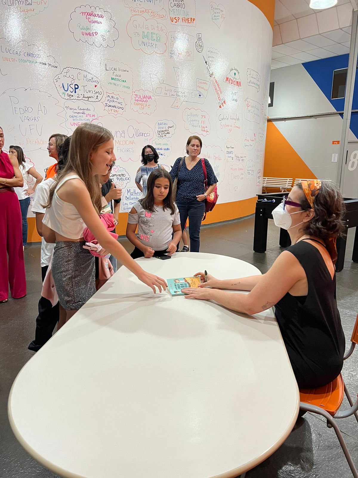 Conexão Literária: Bate-papo com a autora Keka Reis