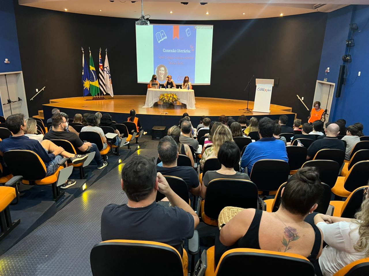 Conexão Literária: Bate-papo com a autora Keka Reis