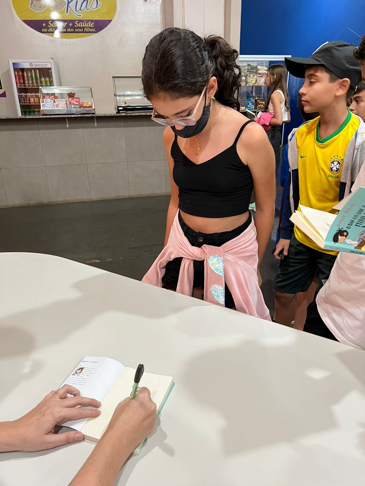 Conexão Literária: Bate-papo com a autora Keka Reis