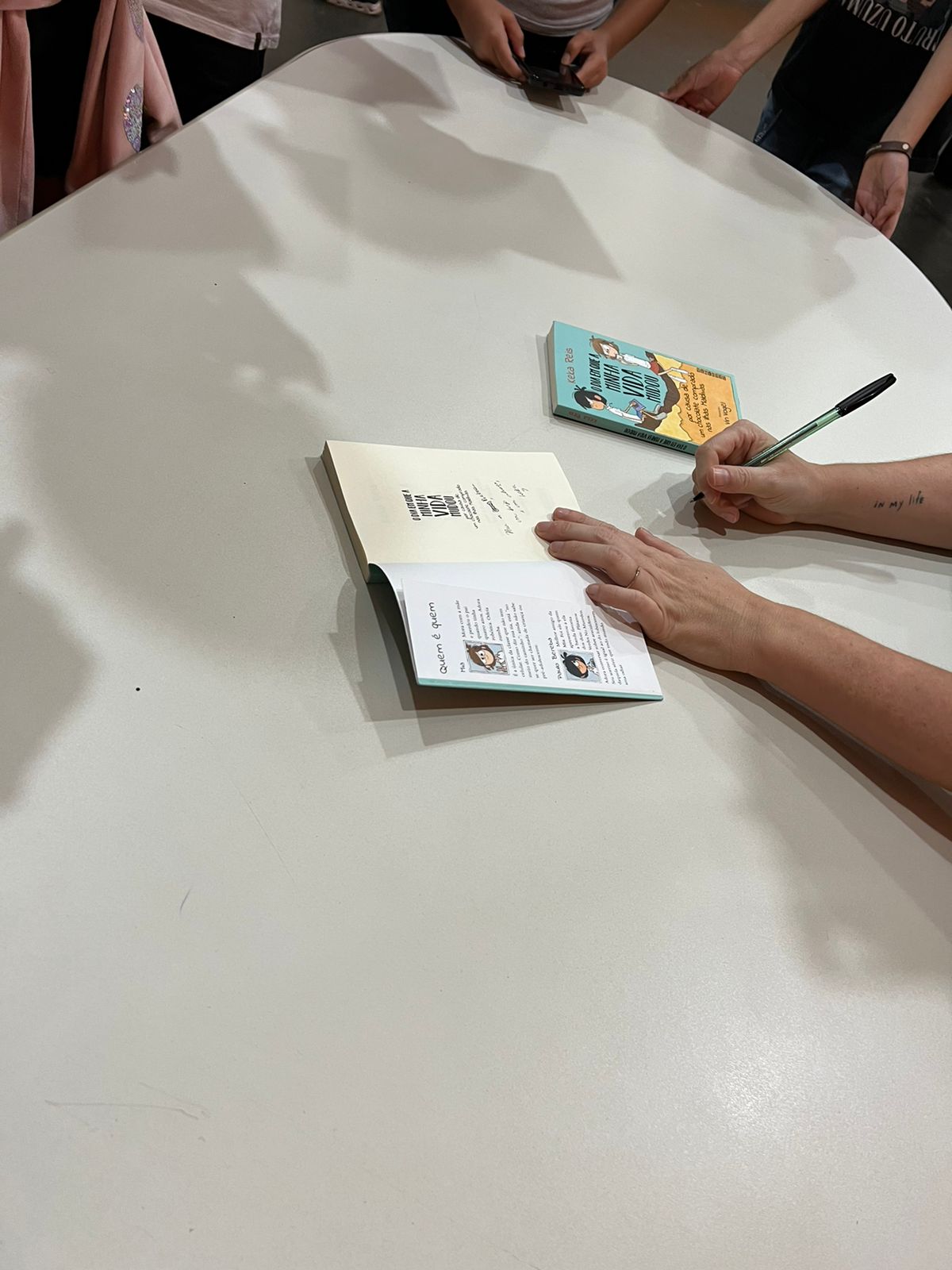 Conexão Literária: Bate-papo com a autora Keka Reis