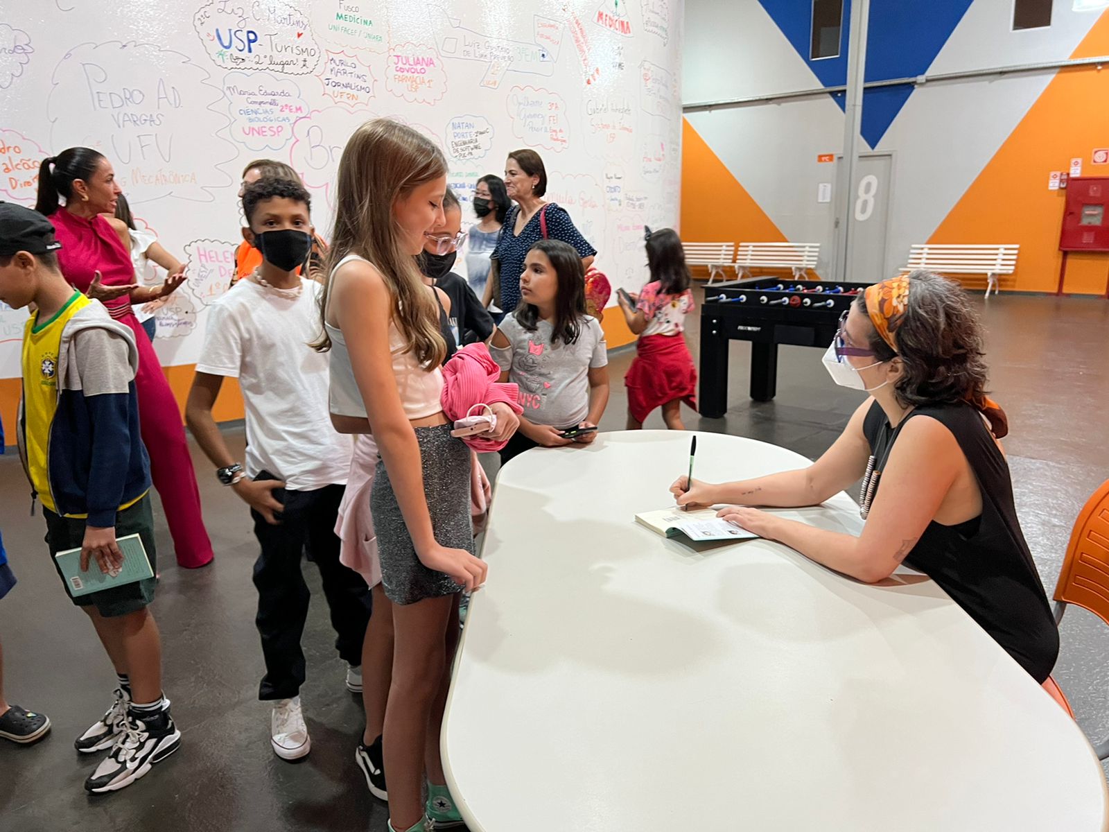 Conexão Literária: Bate-papo com a autora Keka Reis