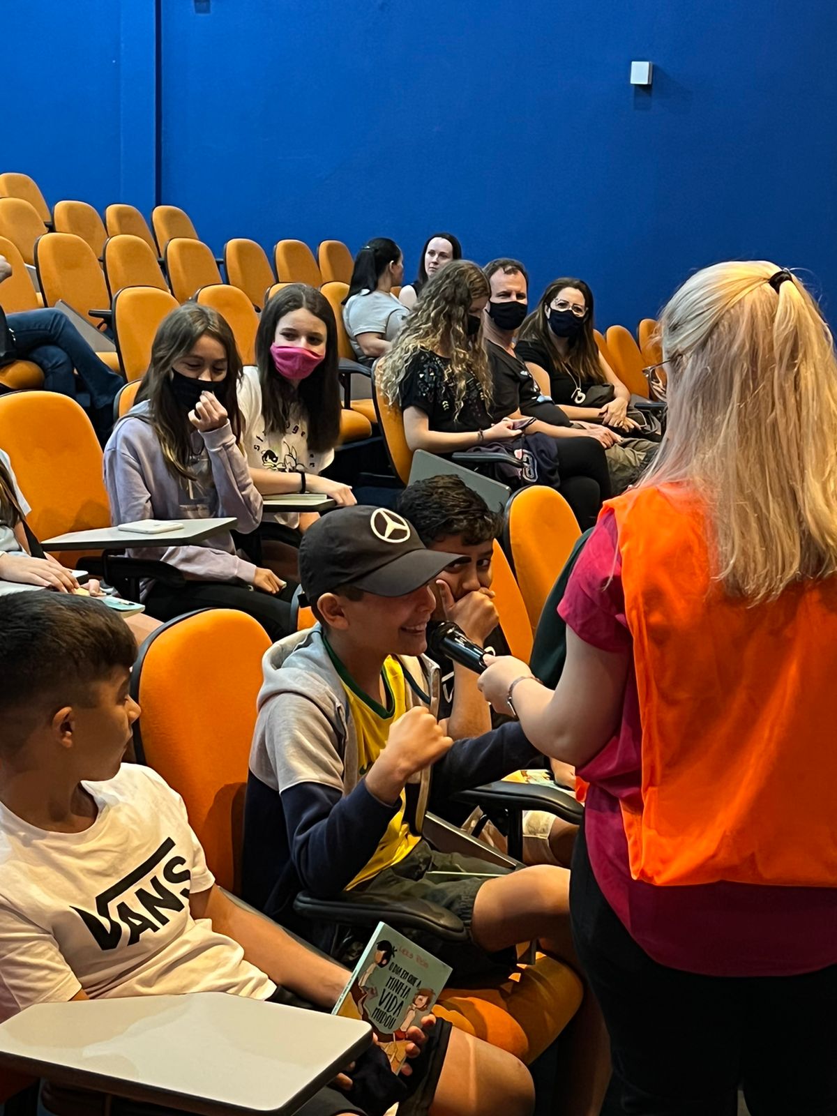 Conexão Literária: Bate-papo com a autora Keka Reis