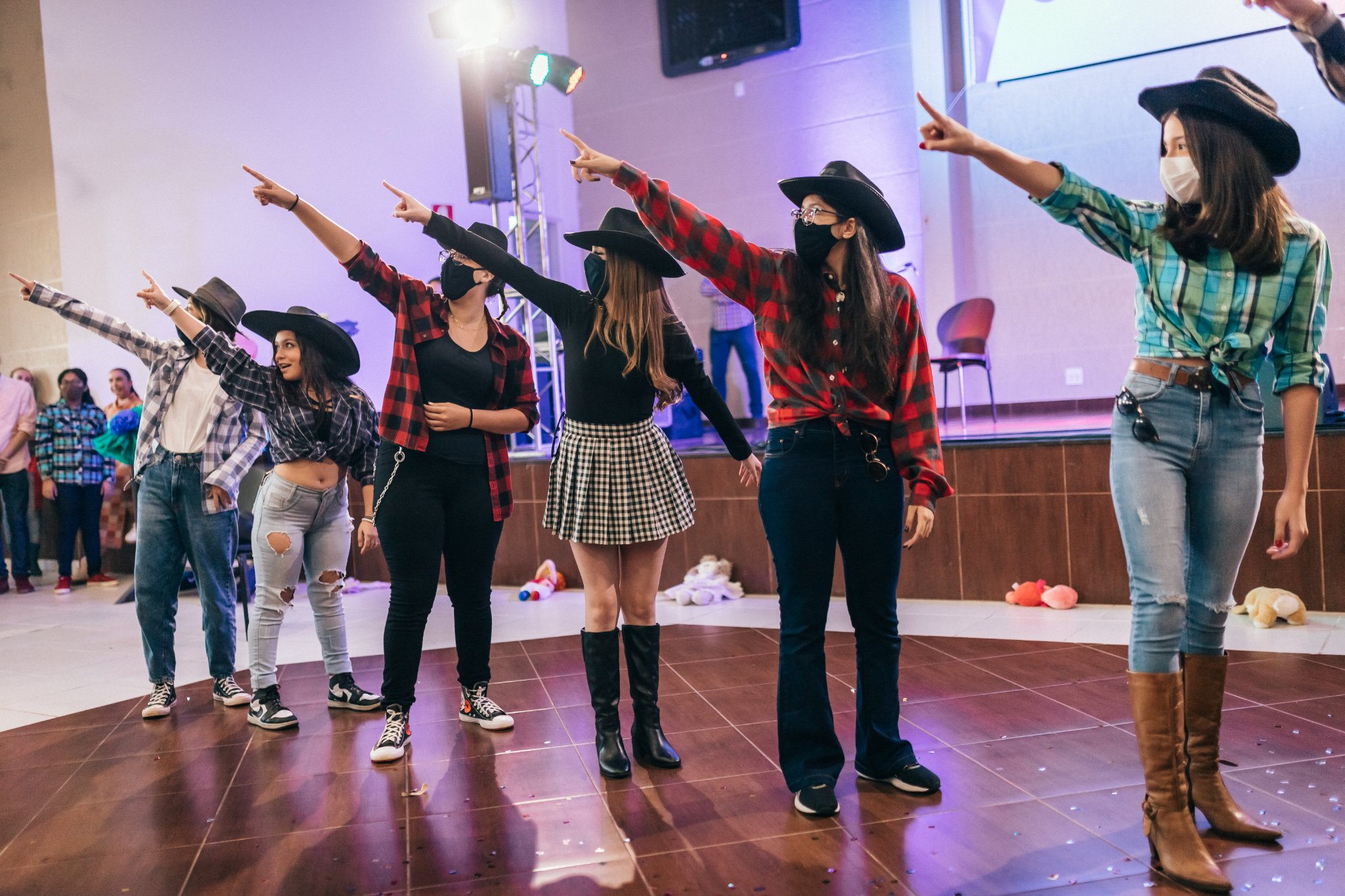 ARRAIÁ SOLIDÁRIO - FUNDAMENTAL II