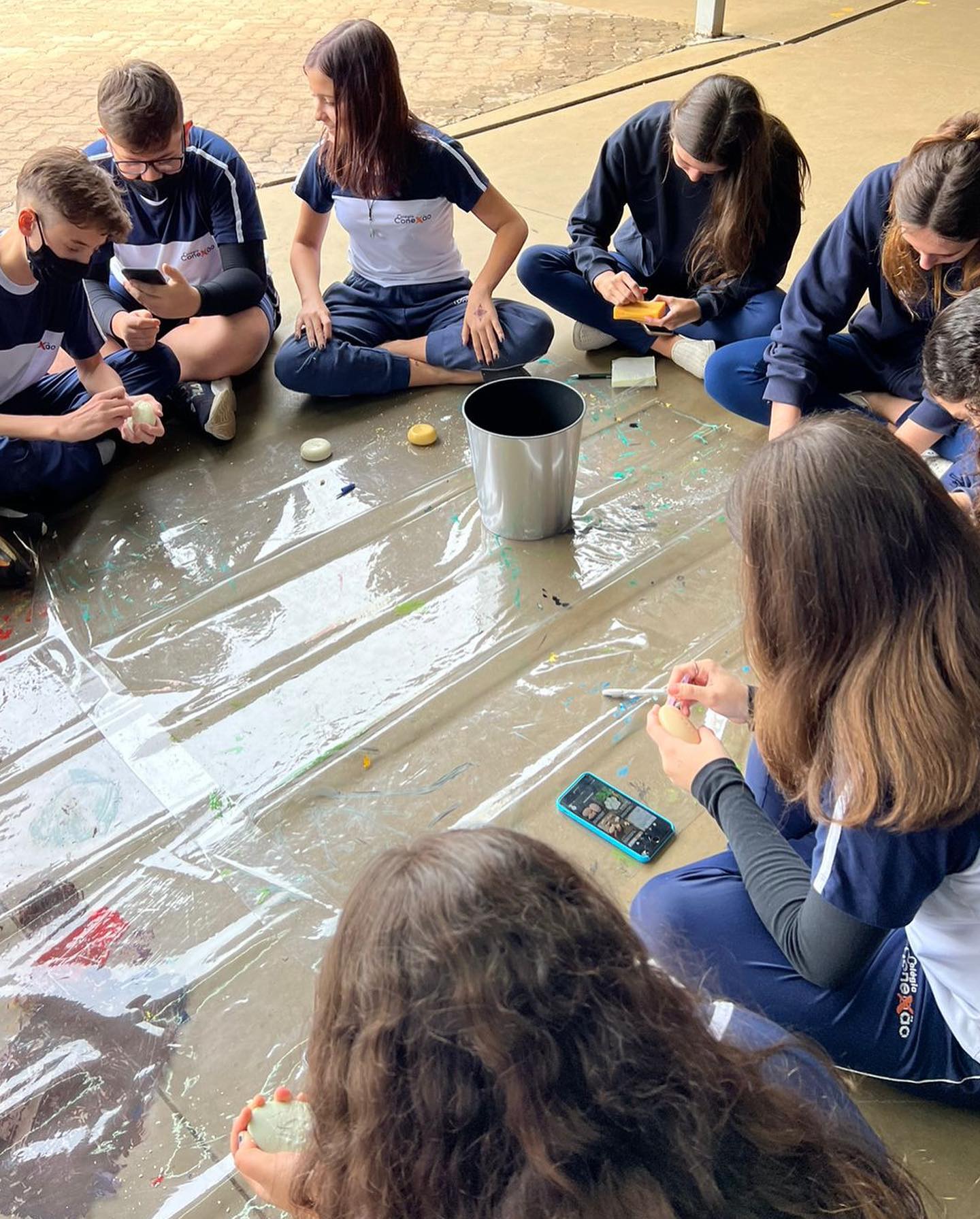 Aulas práticas da disciplina de Artes