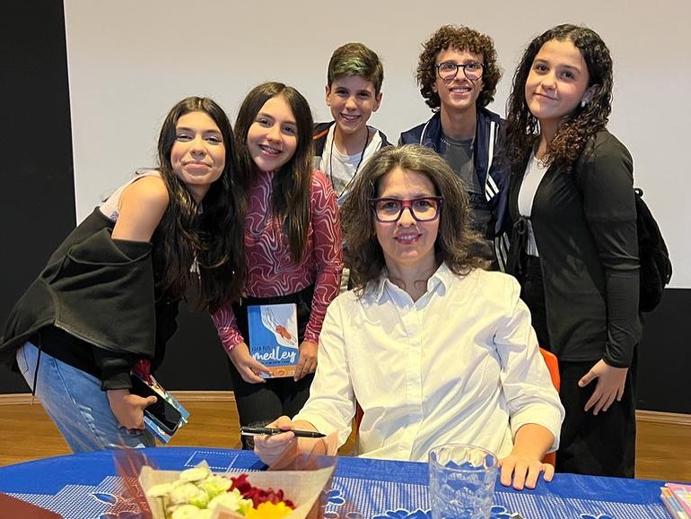 Encontro com a autora Keka Reis