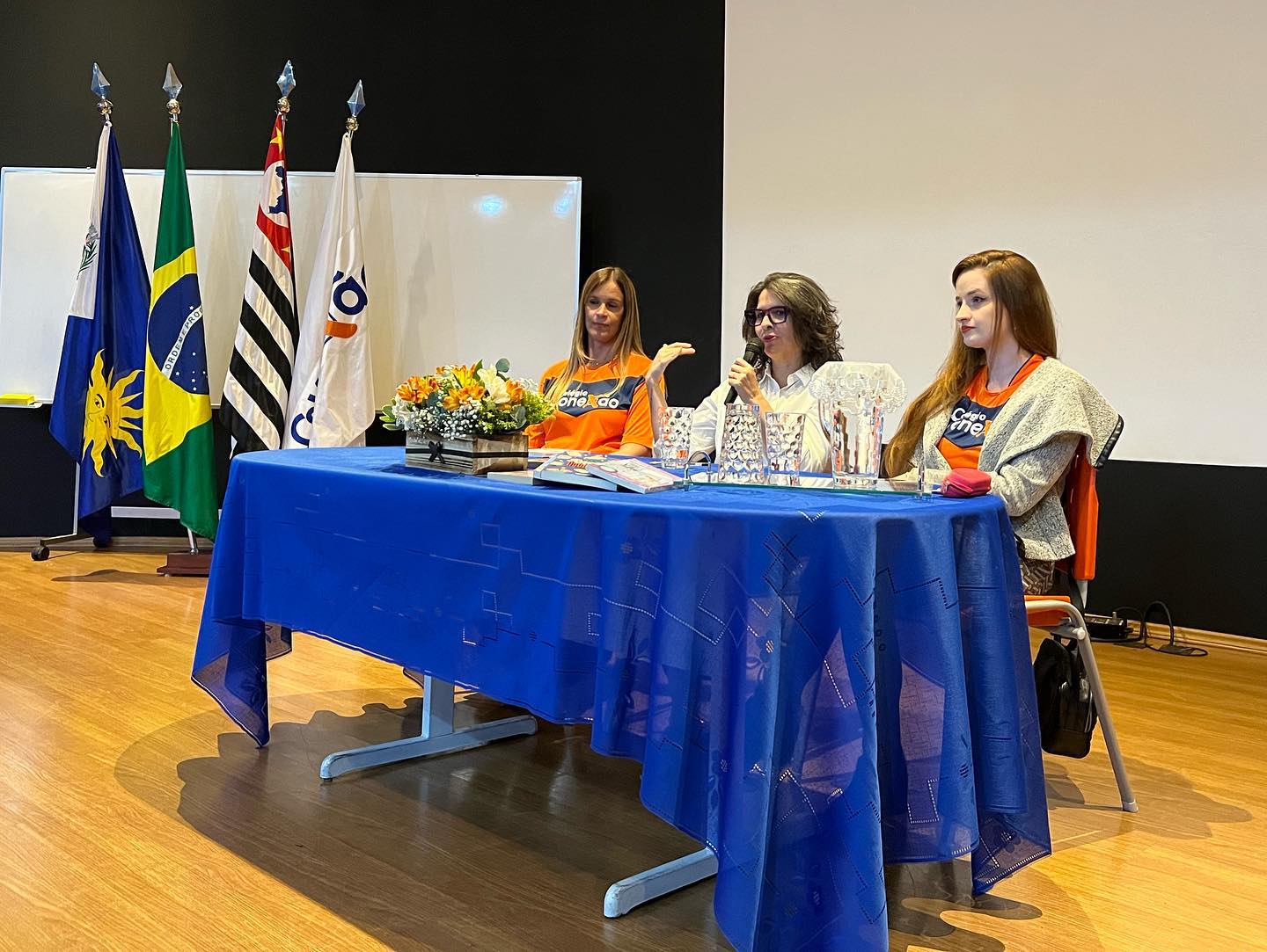 Encontro com a autora Keka Reis