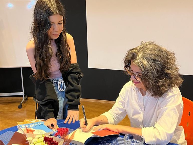 Encontro com a autora Keka Reis