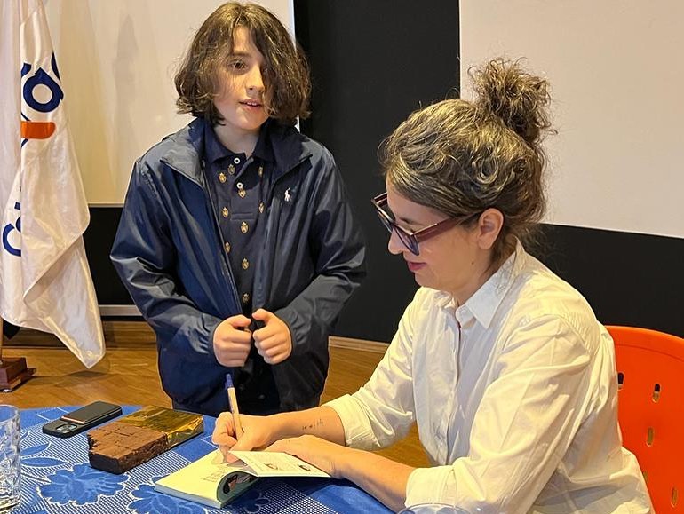 Encontro com a autora Keka Reis