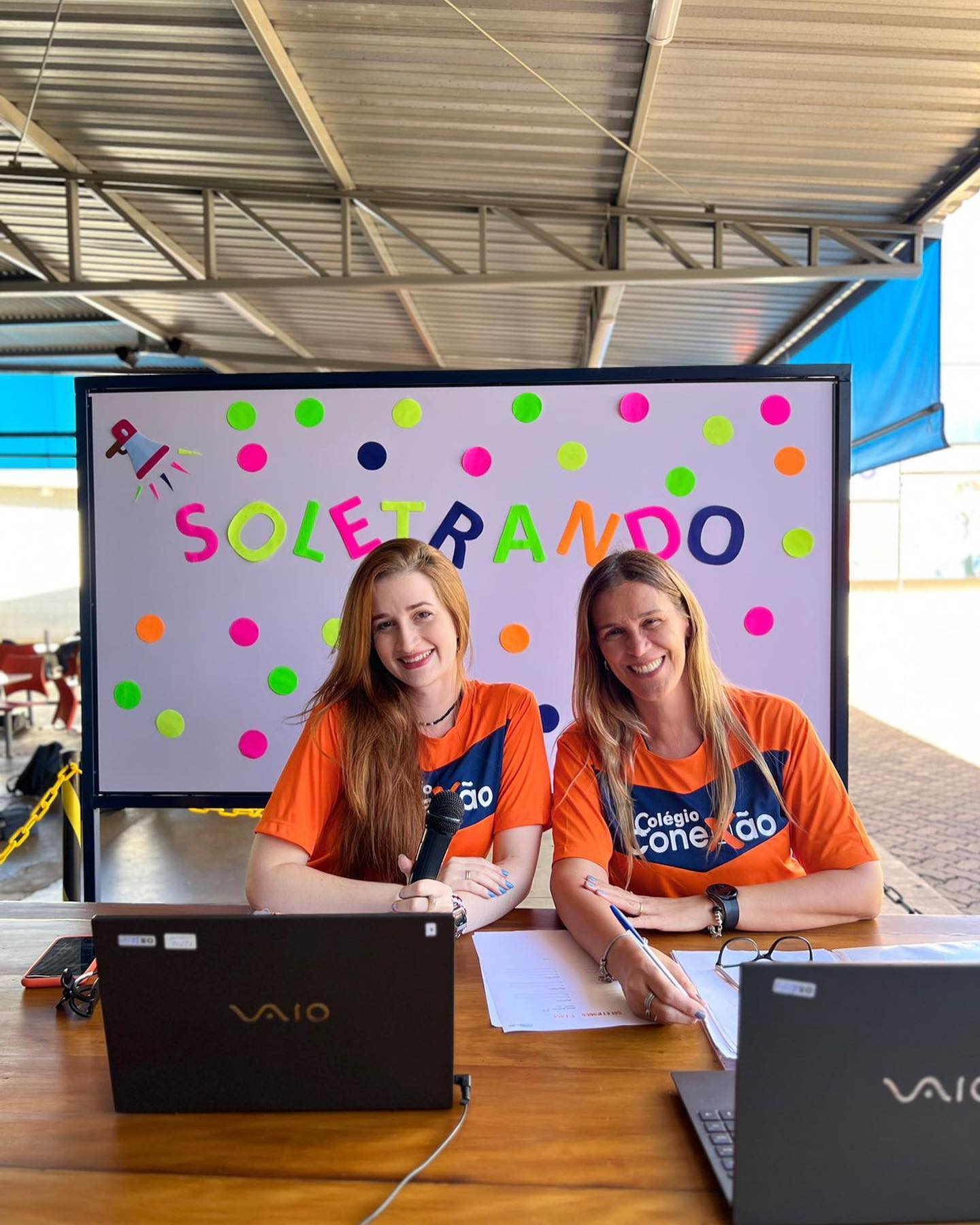 “Soletrando: a palavra na ponta da língua!”