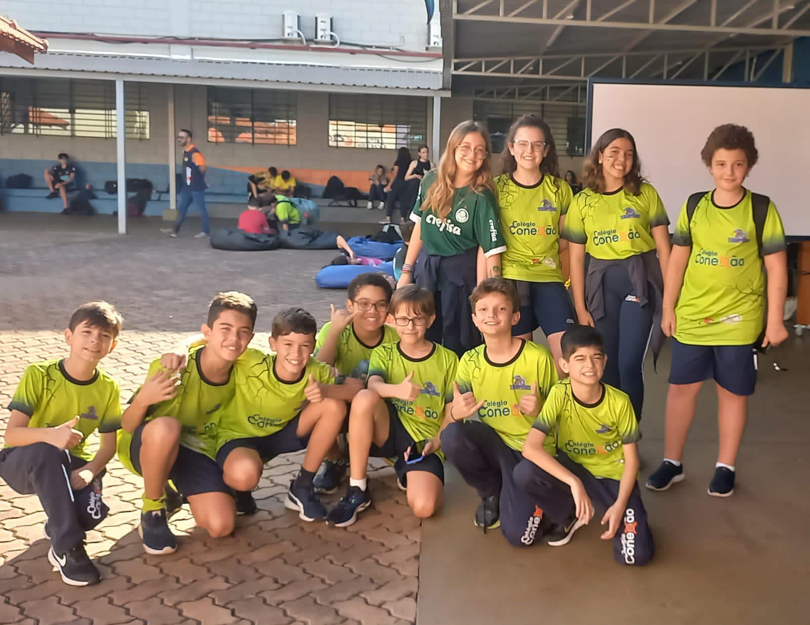 “Soletrando: a palavra na ponta da língua!”