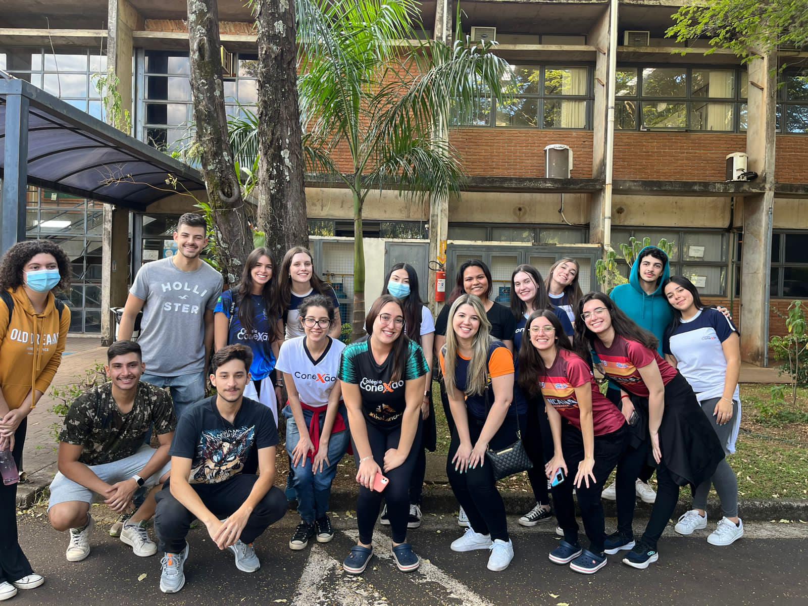 Visita técnica na Faculdade de Ciências Farmacêuticas de Araraquara (UNESP). 