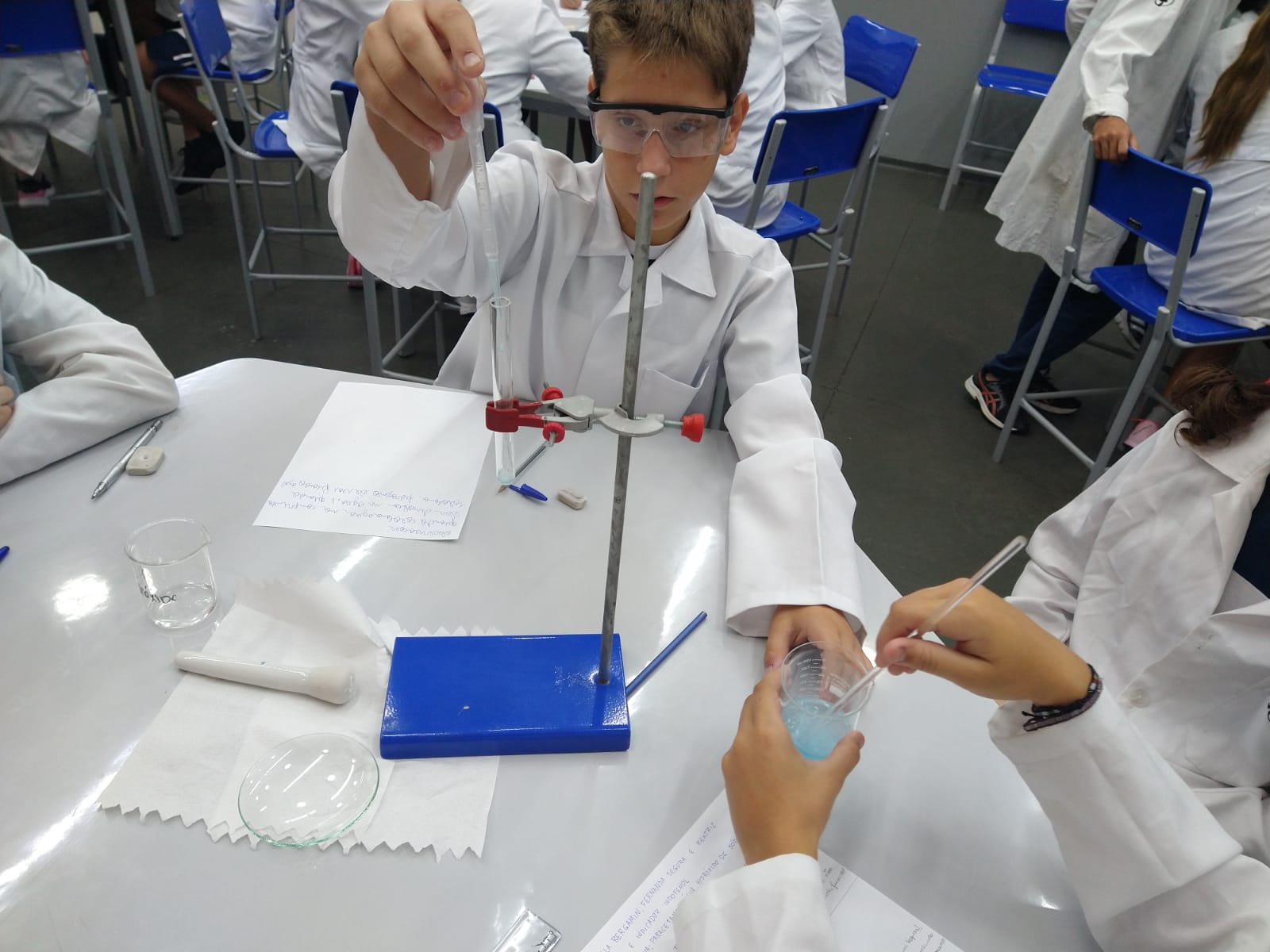 Laboratório - Biologia, Física e Química