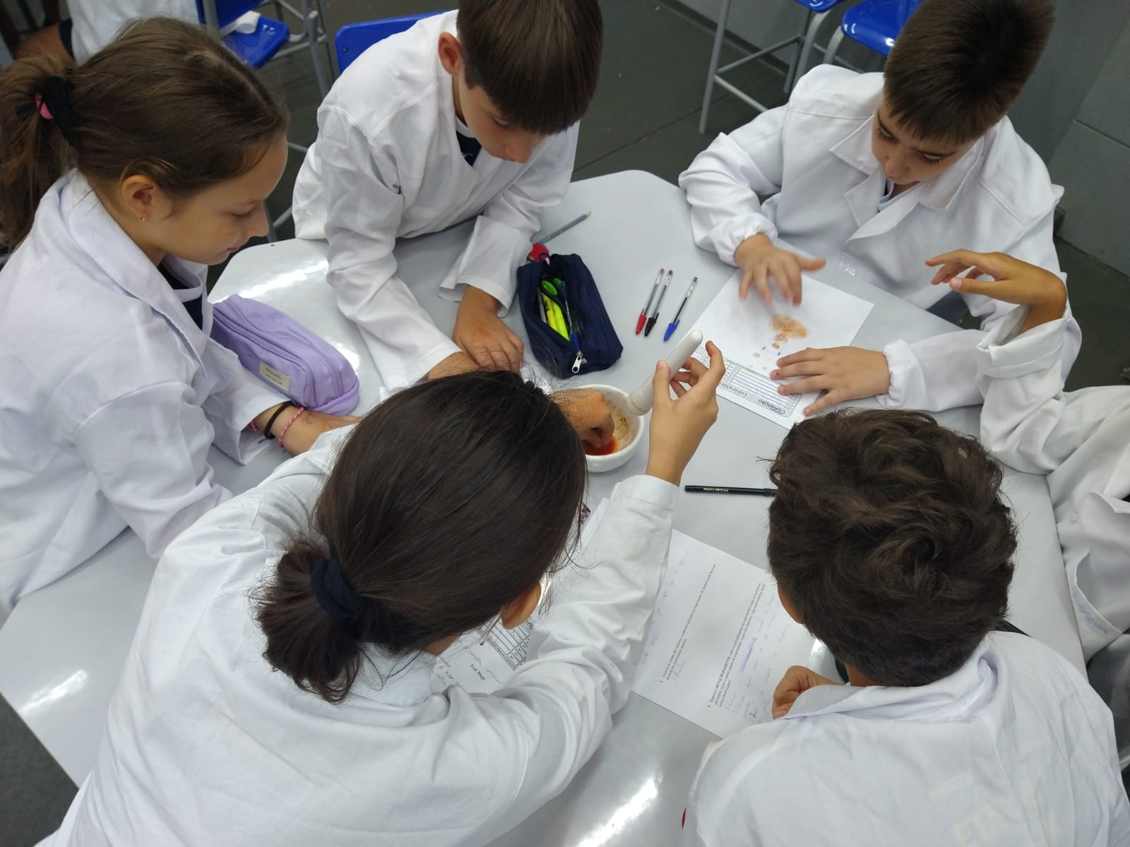 Laboratório - Biologia, Física e Química