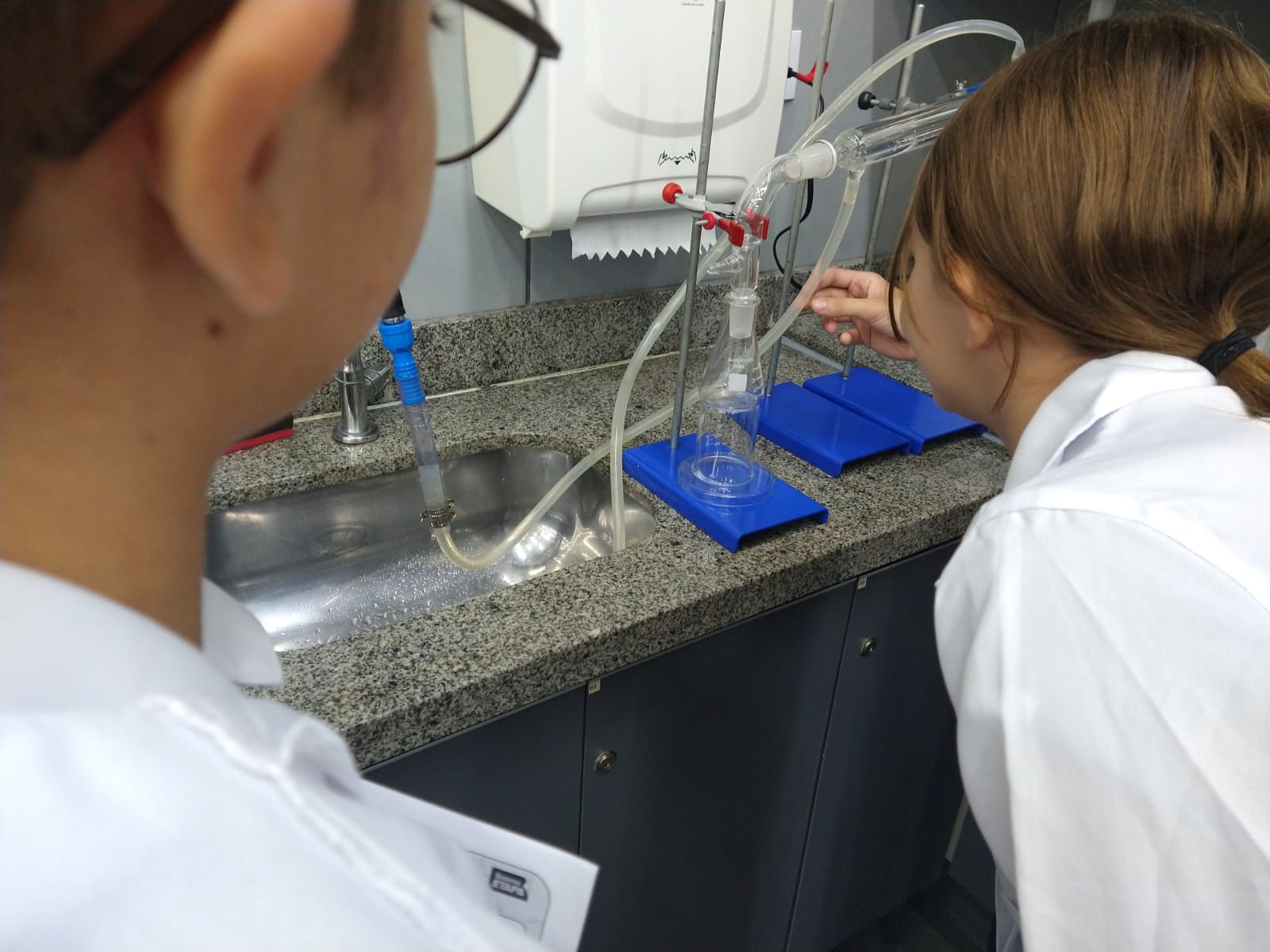 Laboratório - Biologia, Física e Química