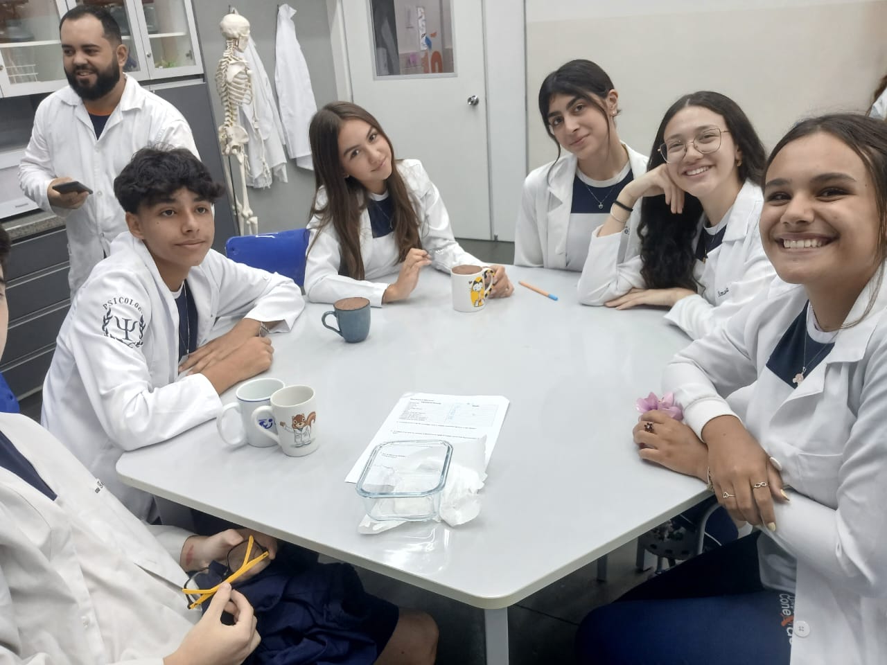 Laboratório - Biologia, Física e Química