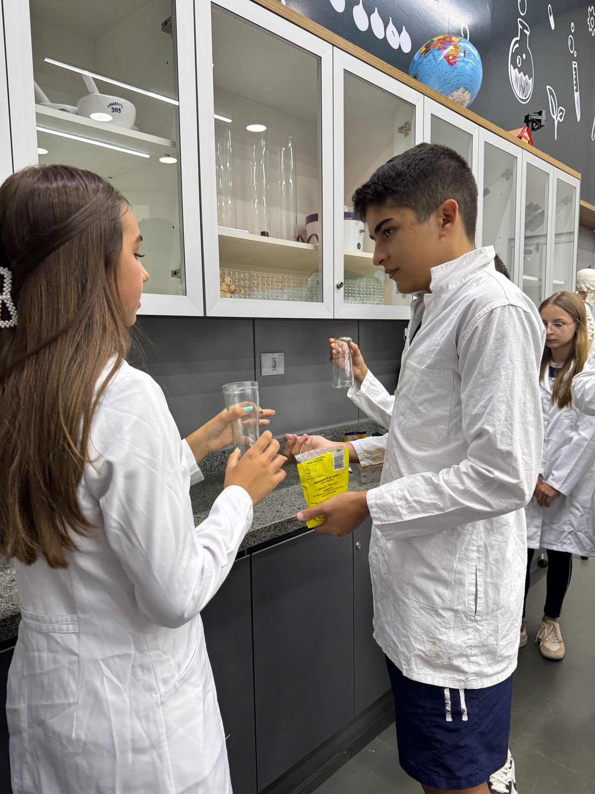 Laboratório - Biologia, Física e Química