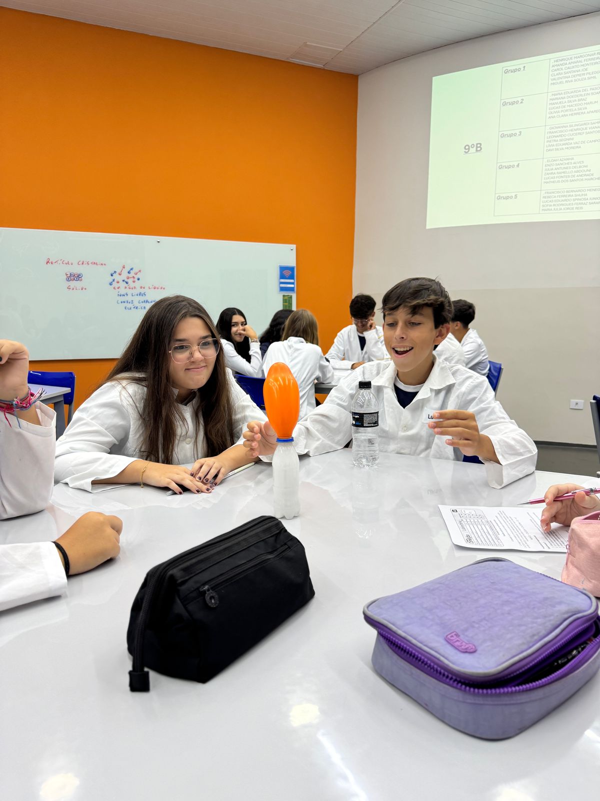 Laboratório - Biologia, Física e Química