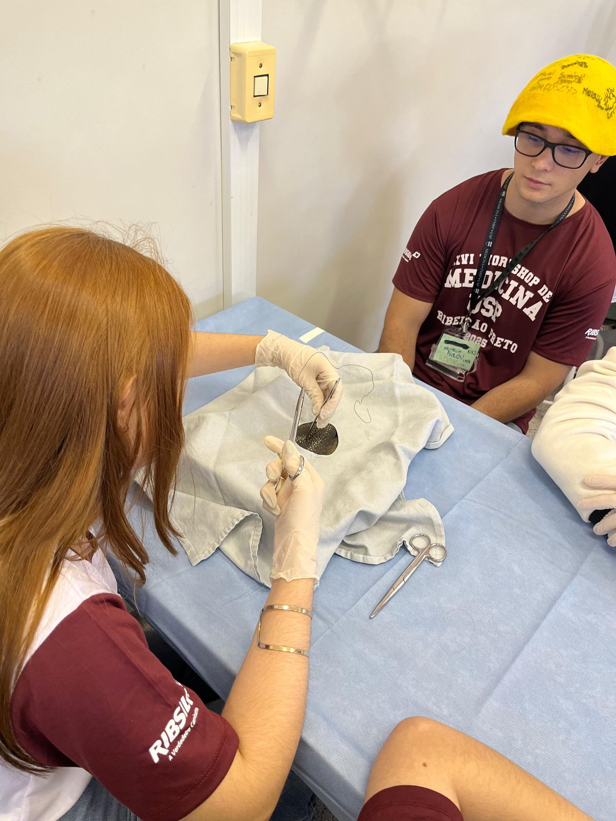 Alunos do Ensino Médio e Pré-Vestibular Participam de Workshop de Medicina da USP