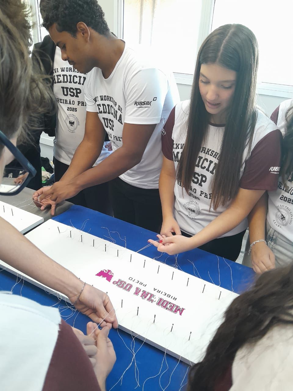 Alunos do Ensino Médio e Pré-Vestibular Participam de Workshop de Medicina da USP