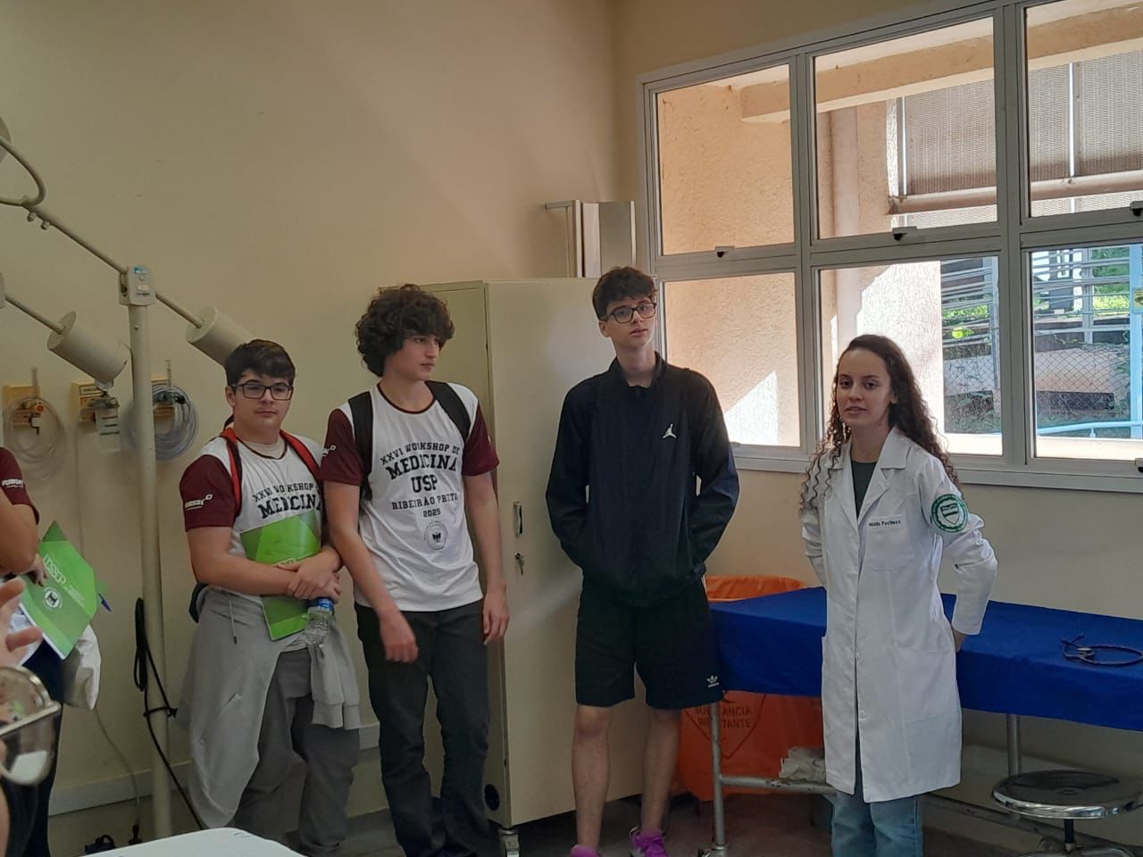 Alunos do Ensino Médio e Pré-Vestibular Participam de Workshop de Medicina da USP