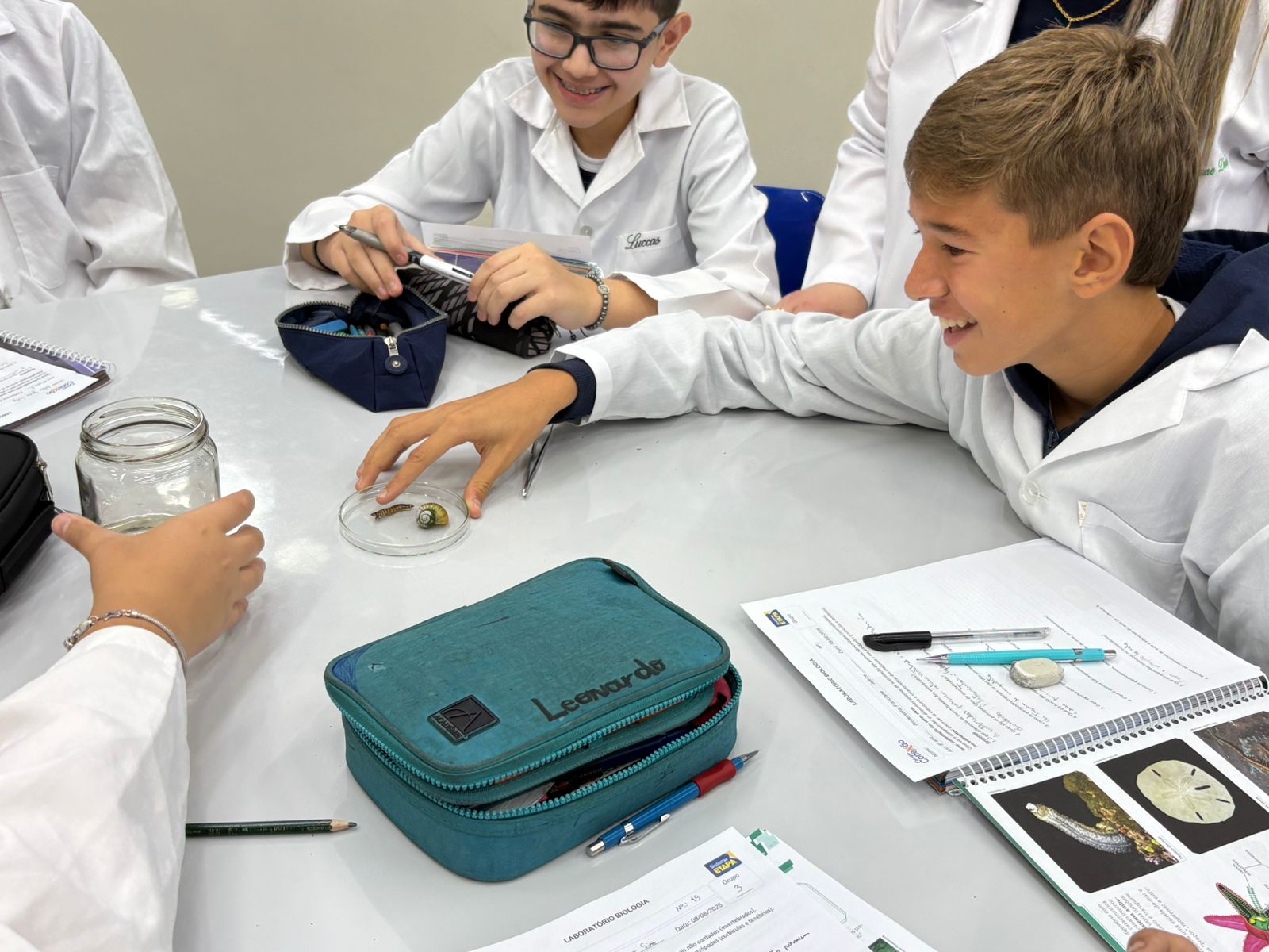 Laboratório - Biologia, Física e Química