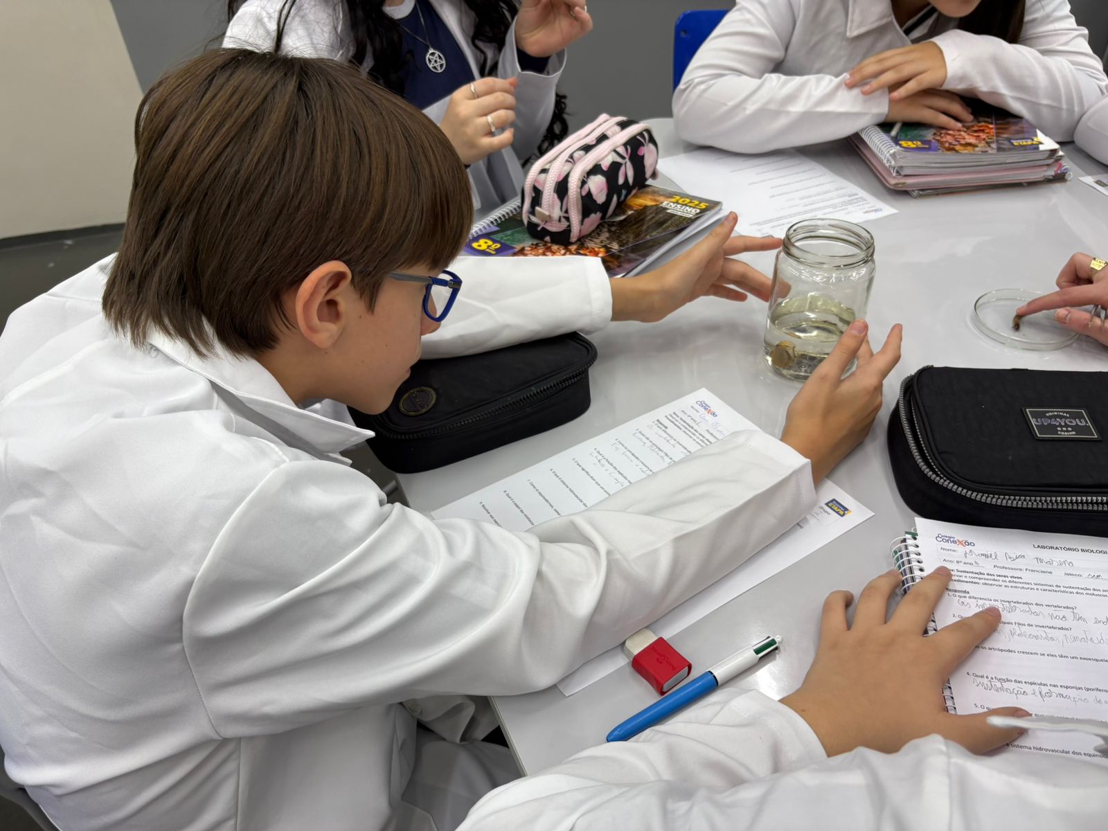 Laboratório - Biologia, Física e Química